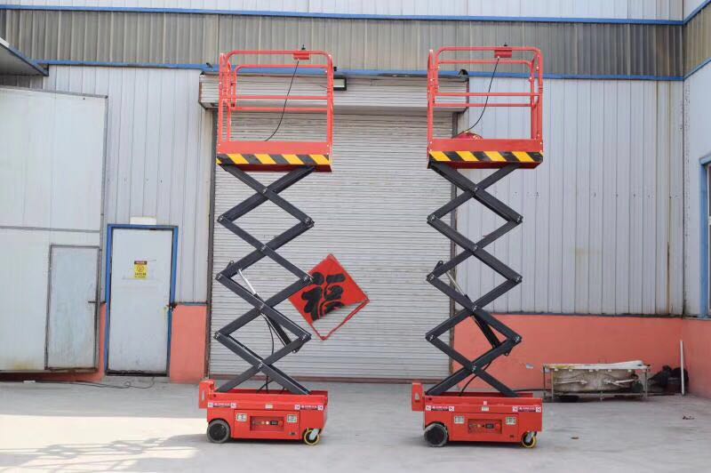 直流電機驅(qū)動式自行升降機